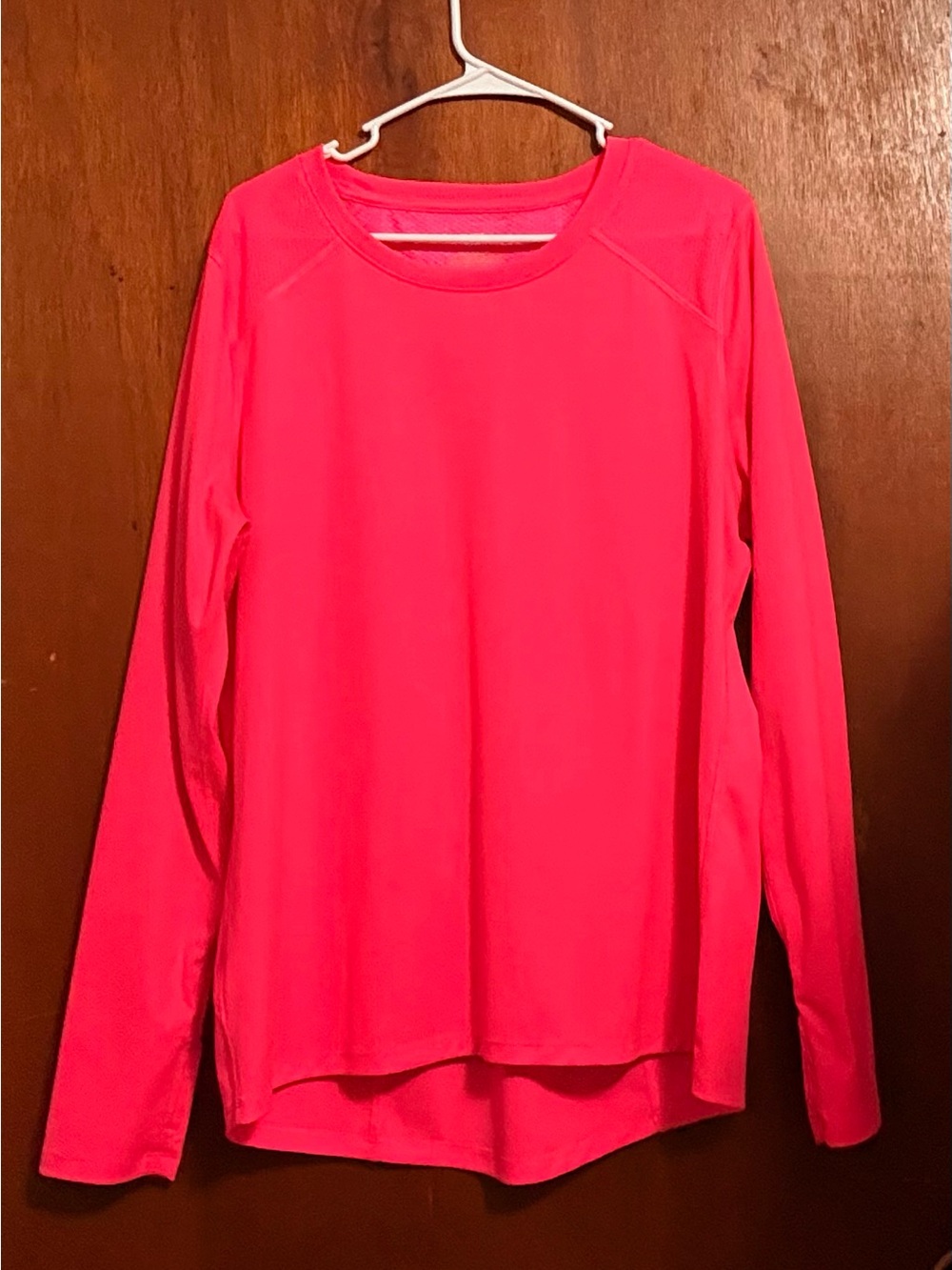 Womens 1X Zone Pro Neon Pink Long Sleeve Athletic Top Thumbholes Pleated Back